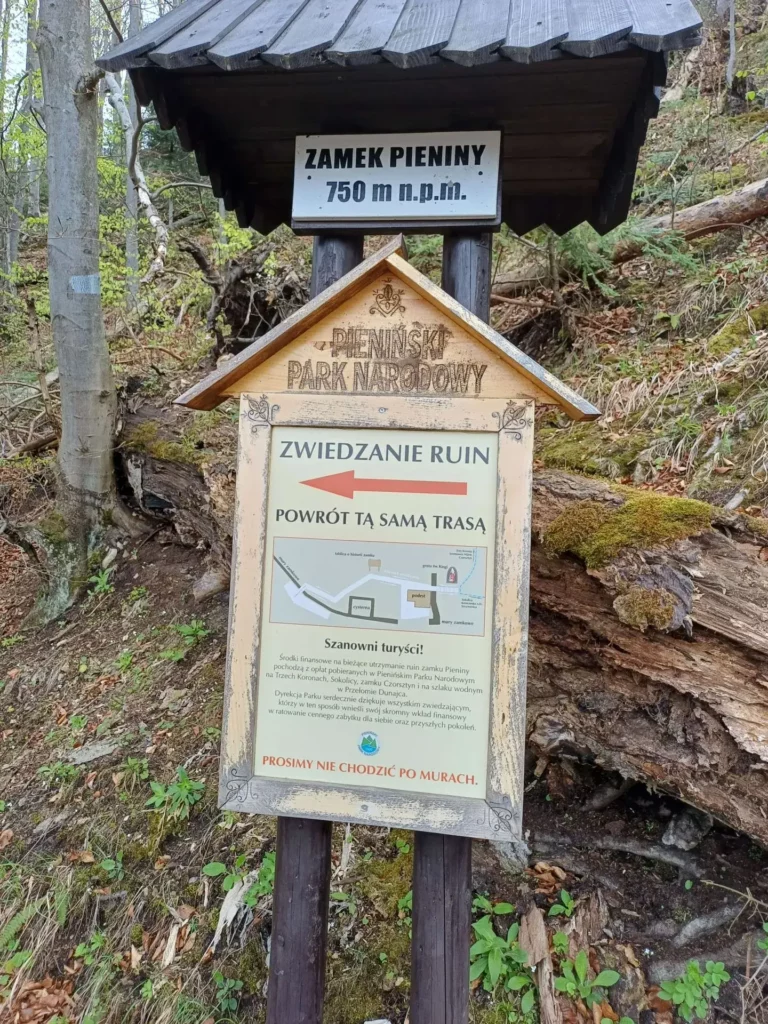 Zamek Pieniny - Tabliczka